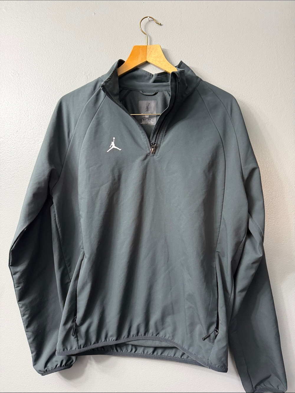Jordan Men's Charcoal Grey Quarter-Zip Performance Jacket